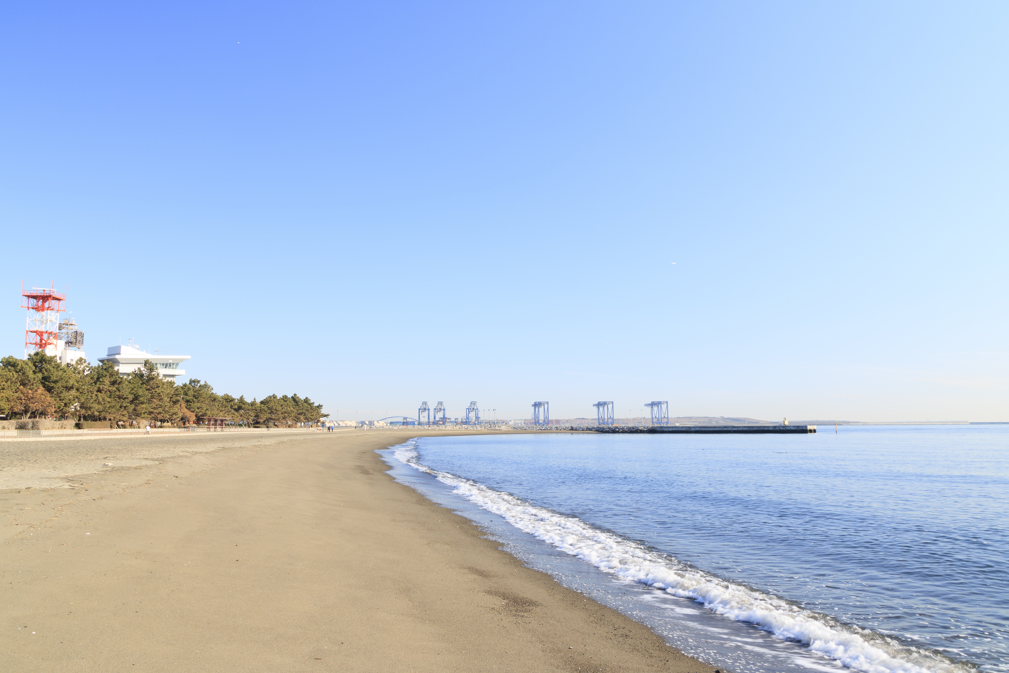 つばさ浜の砂浜