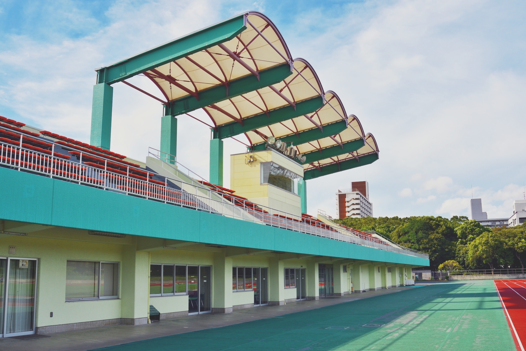 陸上競技場 観客席
